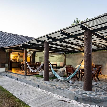 Phatcharee Resort Baan Tai Exterior photo