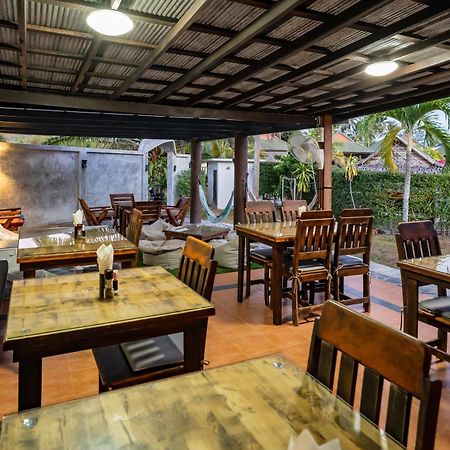 Phatcharee Resort Baan Tai Exterior photo